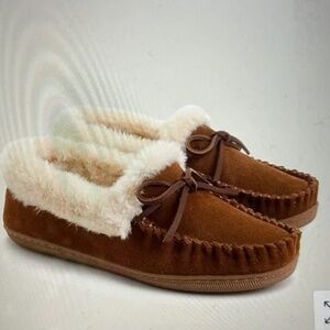NWT J.Crew Sherpa Lined Women's Moccasin Slippers Size 7
